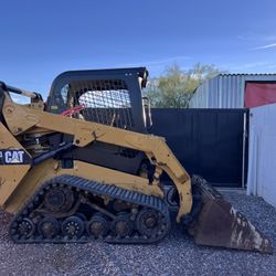 2015 CAT 257D Skid Steer