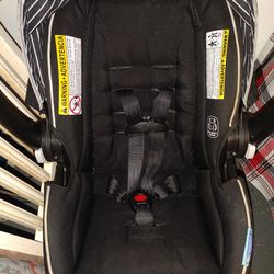 Graco Snugride Infant Carrier 