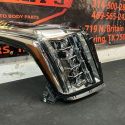 CADILLAC ESCALADE 2015-2020 RH HEADLIGHT OEM