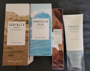Bundle of beauty items and bags