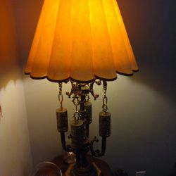 1900 Lamp