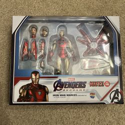 Hot Toys Iron Man Spider-Man Deadpool Mezco Superman Sh Figuarts Goku Monsterarts 