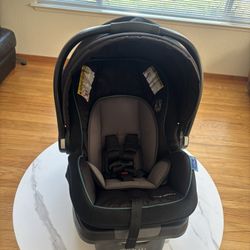 Graco Car Seat 