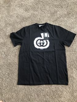 Black T-shirt 