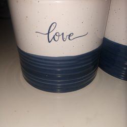 Set Of 2 Small Flower Pots