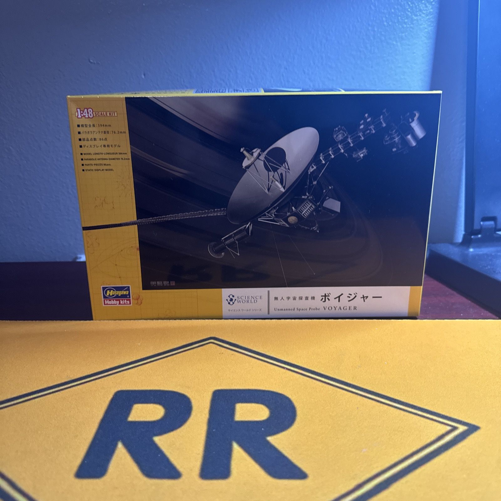 Hasegawa 1/48 Scale NASA Unmanned Space Probe VOYAGER Plastic Model Kit SW02