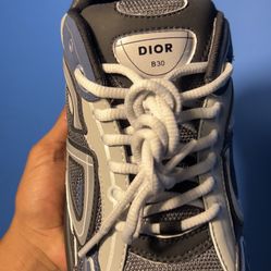 Brand New DIOR B30 Comes With Box