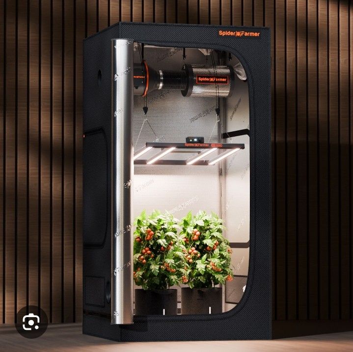 Indoor Grow Tent *Complete Set With Accessories
