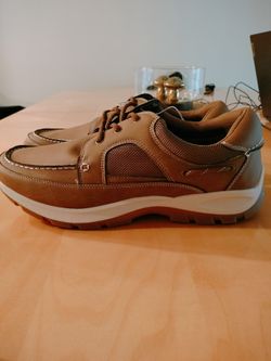 Men's shoes, Land's End, 10.5.
