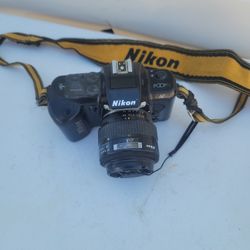 NIKON N4004 Camera 