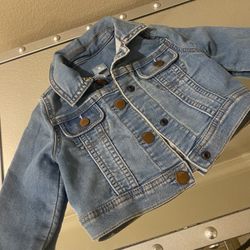 BABY GAP JEAN JACKET • 12-18 MONTHS 