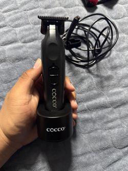 Cocco Hair Trimmer with Charging Base
