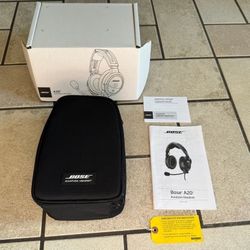 Bose A20 Aviation Headset with Bluetooth GA Dual Plug