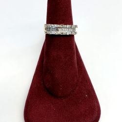 GREAT CONDITION 10K CLUSTER RING 