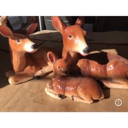 Family Deers Decorations 35$ Set