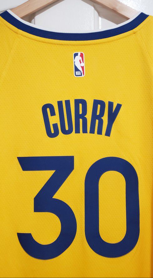 2015 Steph Curry Golden State Warriors home jersey for Sale in Sylvania, OH  - OfferUp