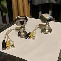 Bunker Hill Security Cameras (Set)