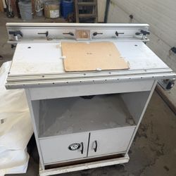 Router Table 