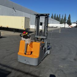 Apollo Forklift Counterbalanced Electric Stacker 3300lbs 177"