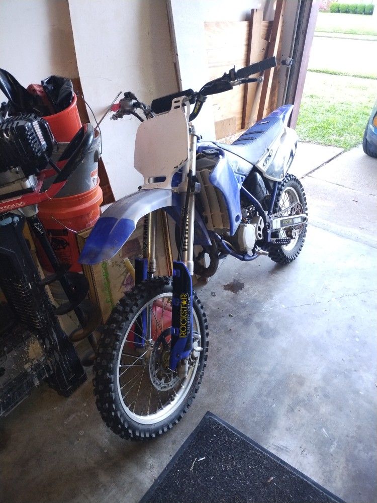 2011 Yamaha Yz 85+2004 Suzuki Rmz250