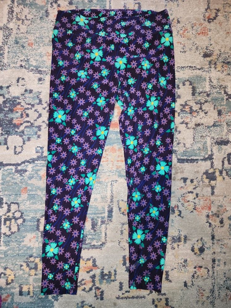 Lularoe Tall And Curvy Leggings