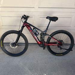 2022 Trek Rail 7 e-MTB Size Large