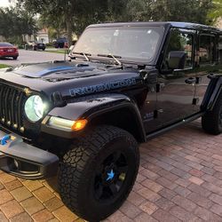 2021 Jeep Rubicon Rock Rails
