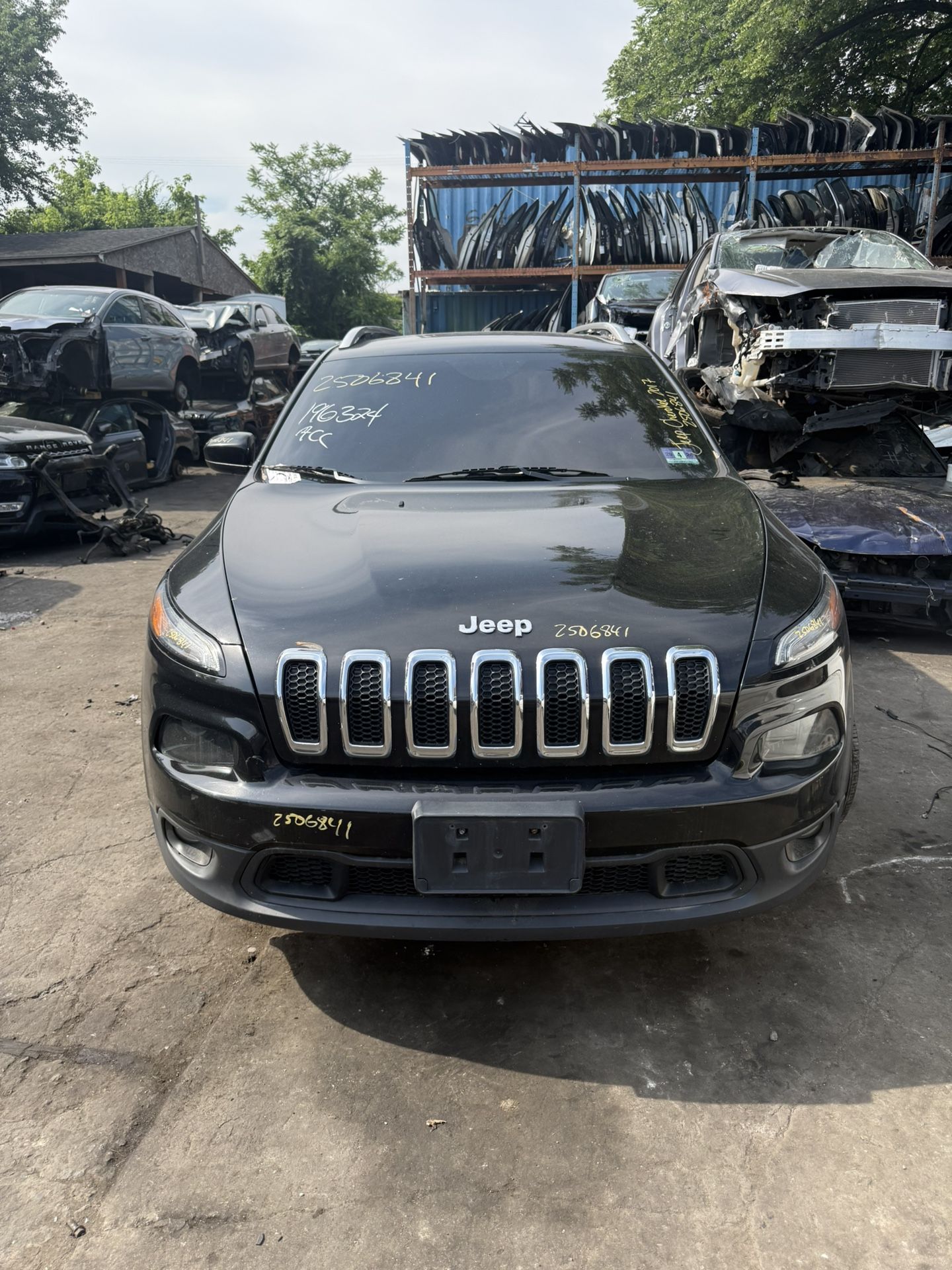 Jeep Cherokee 2017 (contact info removed) Parts