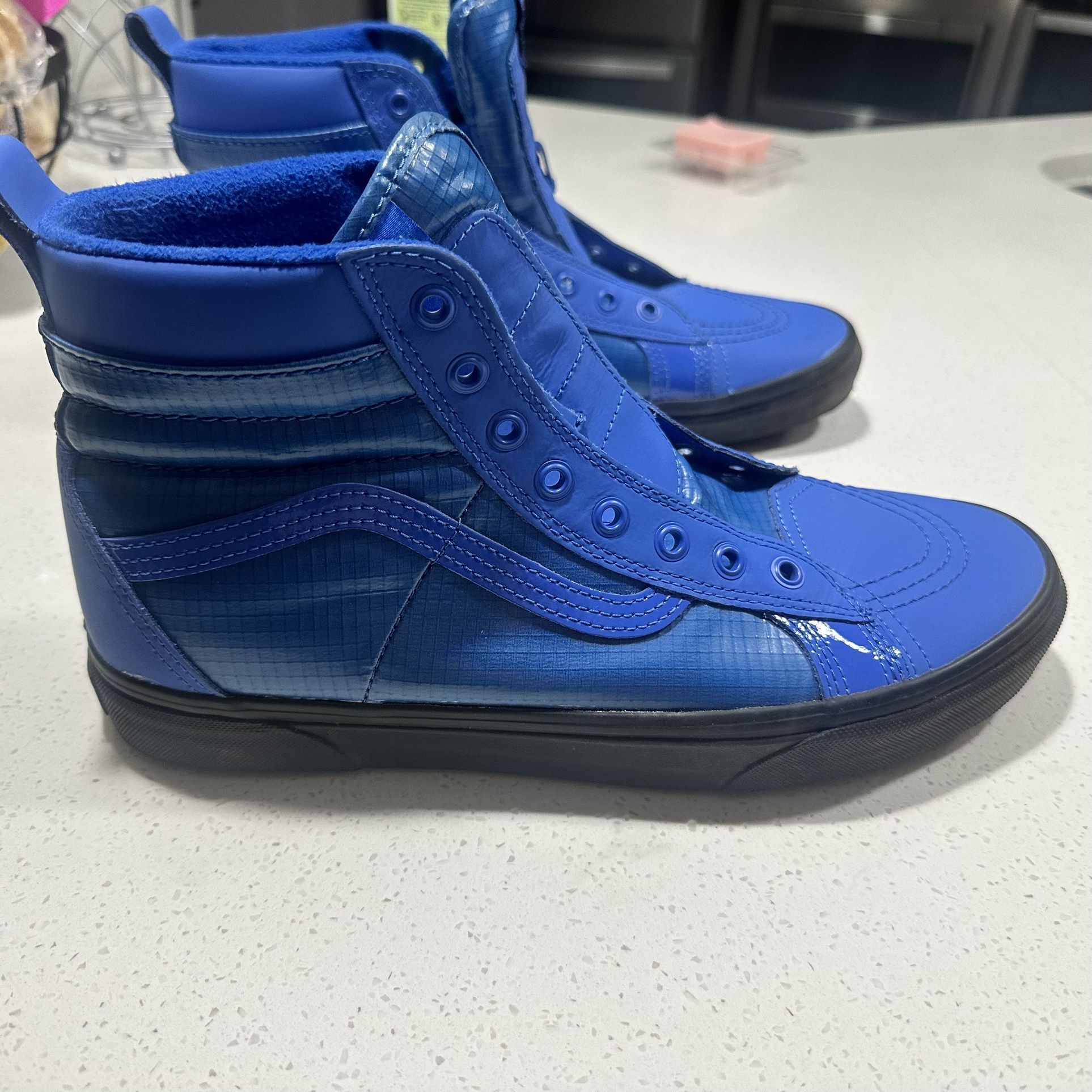 Vans Sk8-Hi 46 MTE DX shoes in a nebulas blue colorway, high top skateboarding trainers #skateboarding