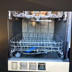 Frigidaire Dishwasher 