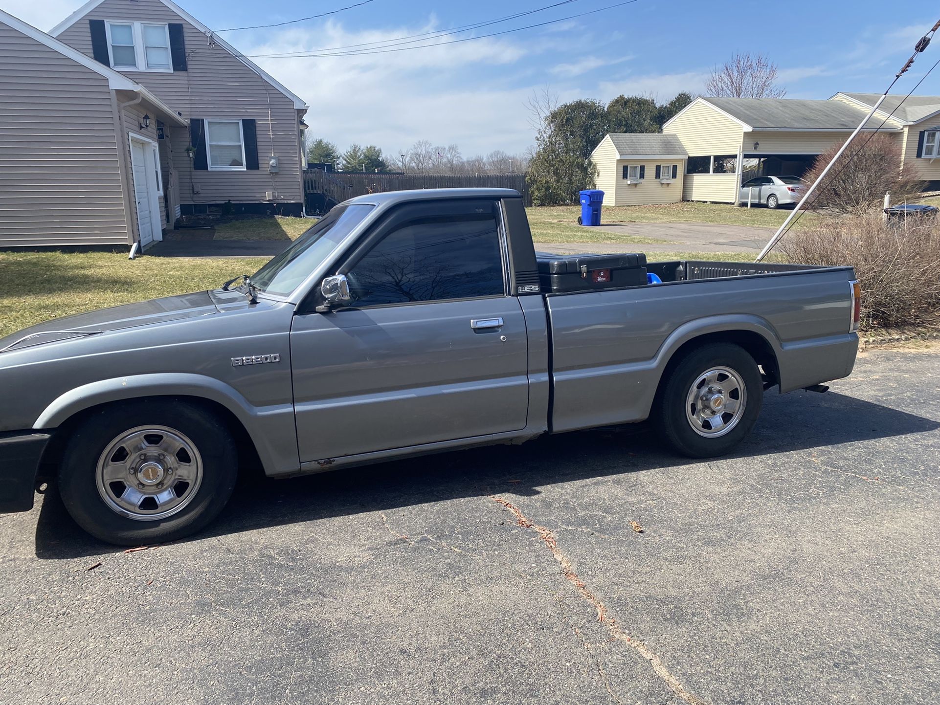 Mazda 900 for sale in east windsor ct offerup