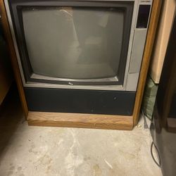 Floor Model Tv