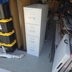 File Cabinet 4 Drawers