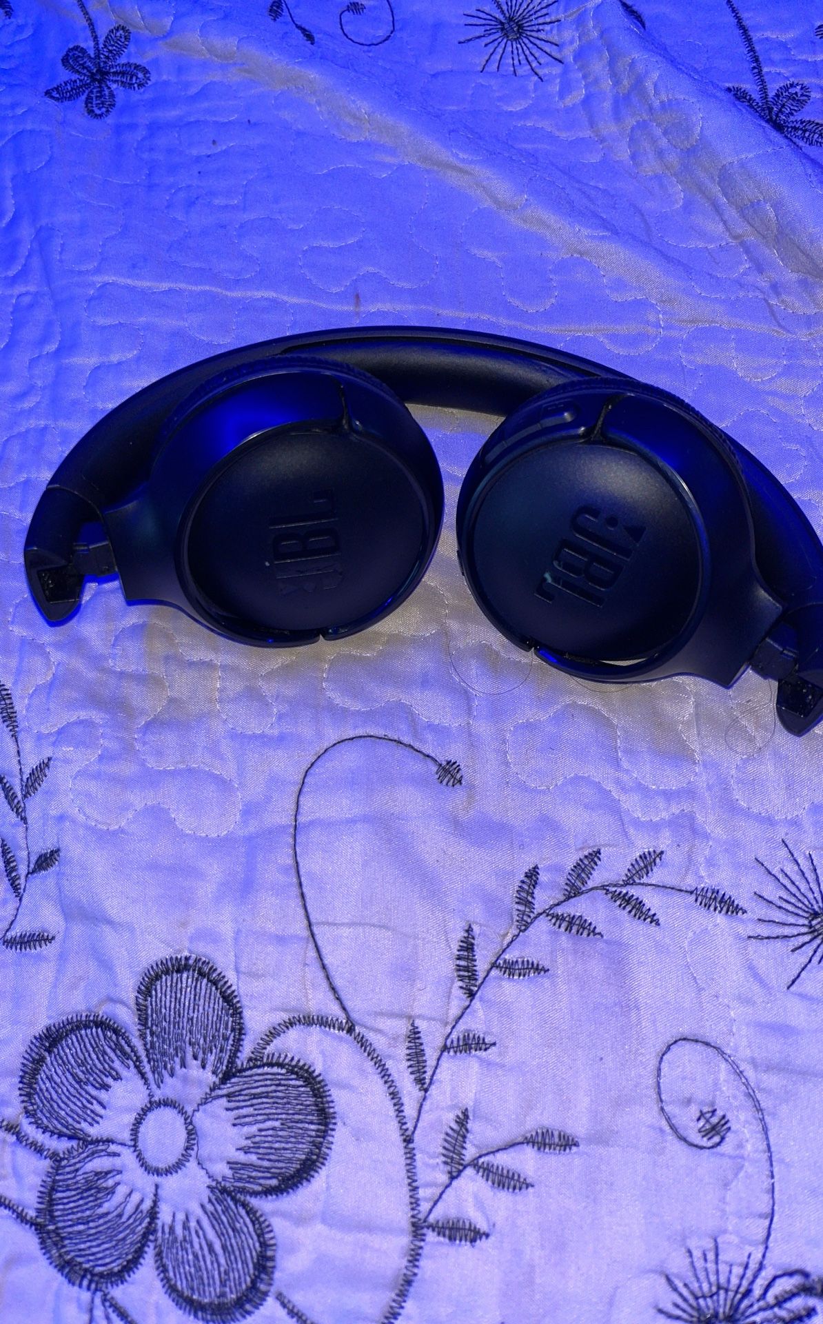 JBL headphones Wireless