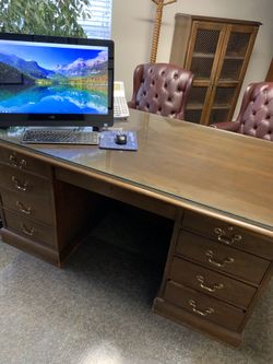 Entire office furnished in one stop!