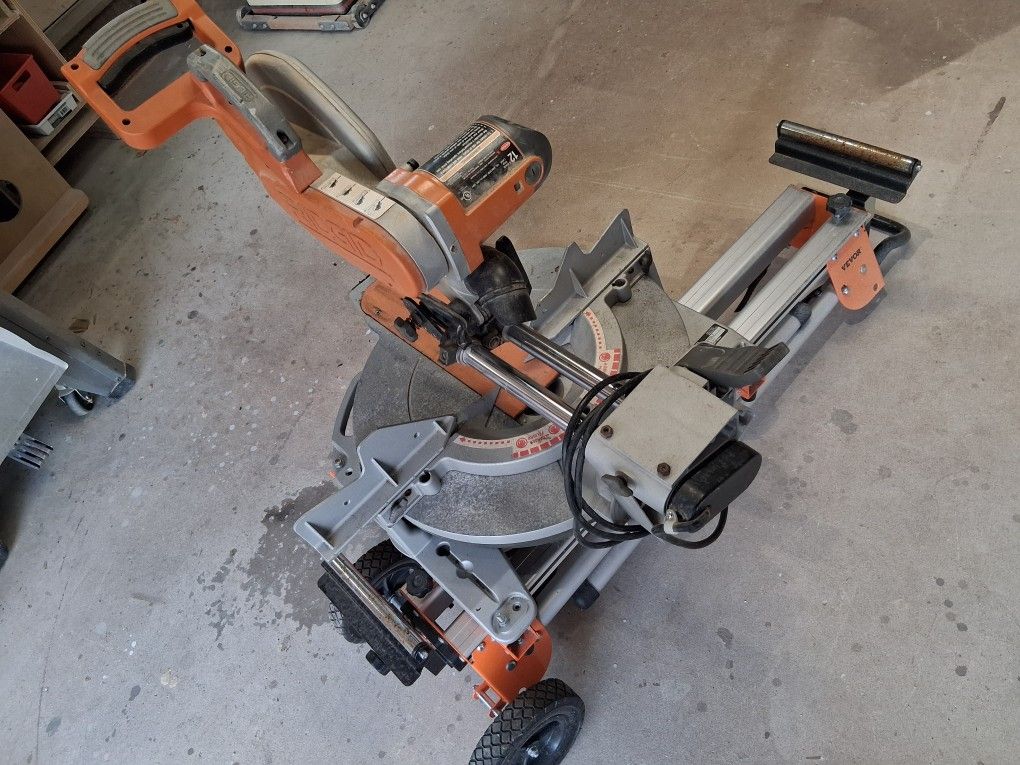 12" Rigid Miter Saw With Stand