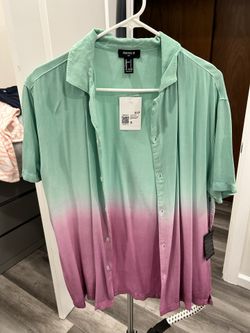 Forever 21 Mens button up shirt size small new with tags