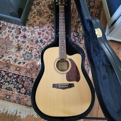 Acoustic/electric Ibanez Guitar