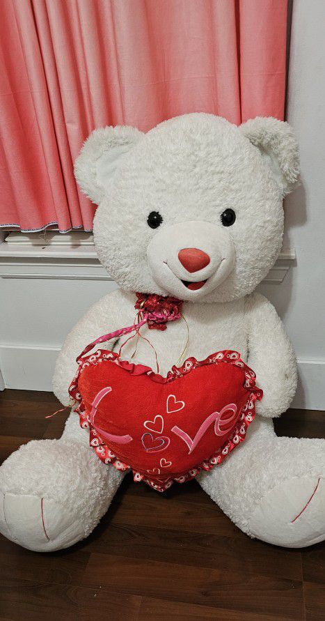 White Teddy Bear Valentines 