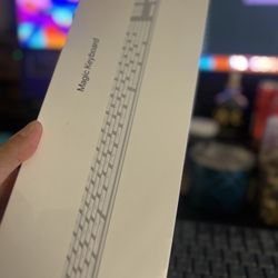 Unopened Apple Magic Keyboard 