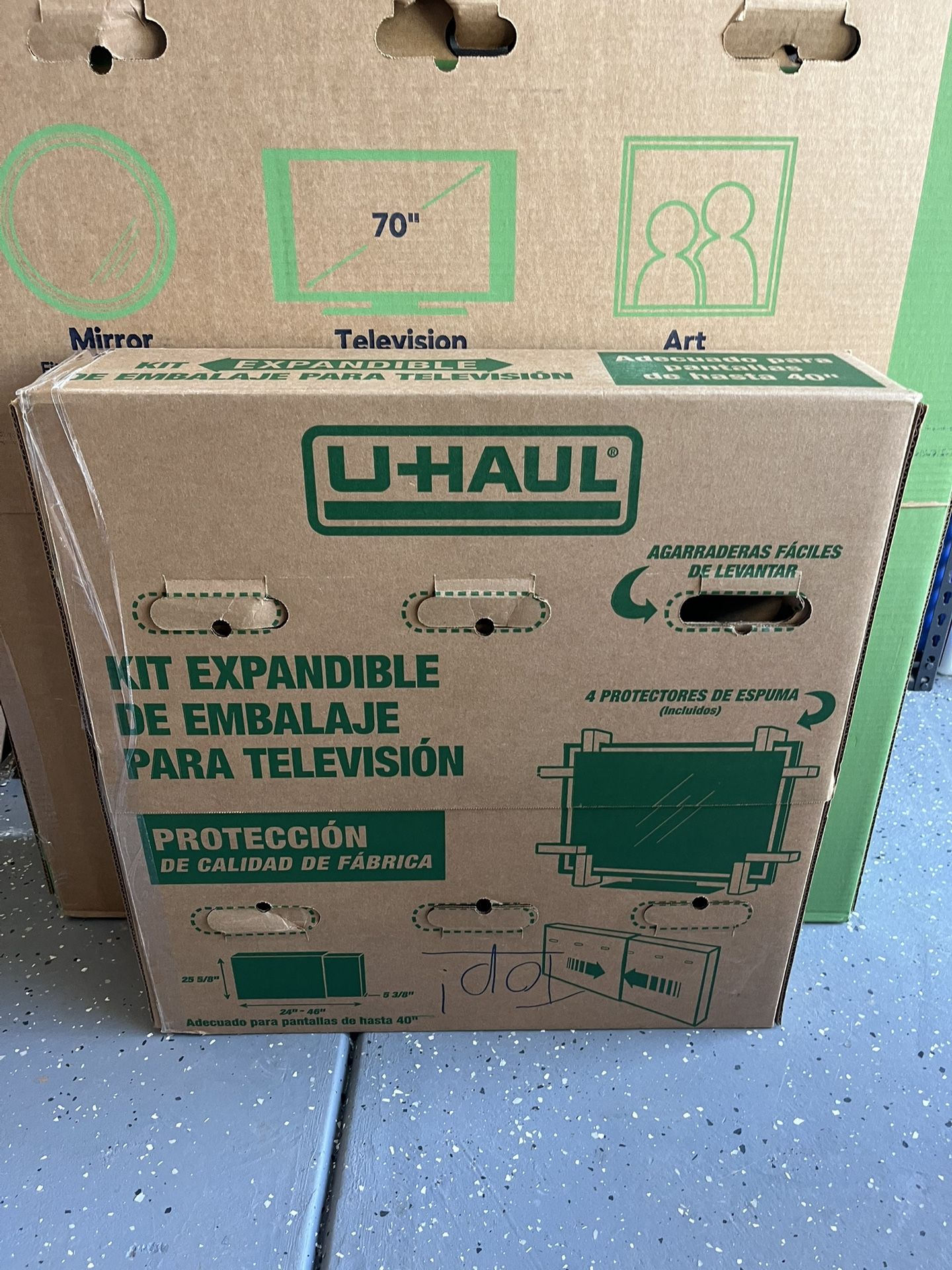 TV/ Mirror Moving boxes Adjustable size