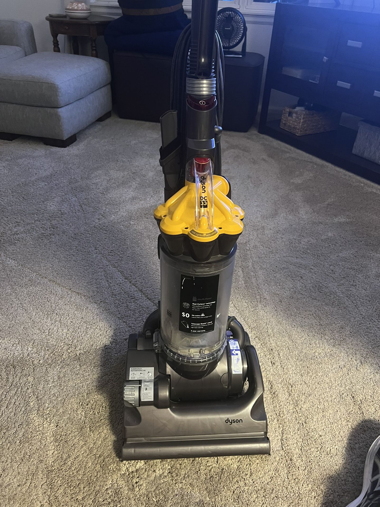 Dyson DC33-Like NEW Condition