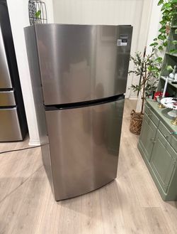 Frigidaire Refrigerator