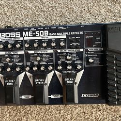Boss ME50B bass guitar multi effects pedal w case and Ispot adapter