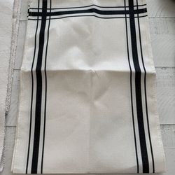 Table runners $5 each