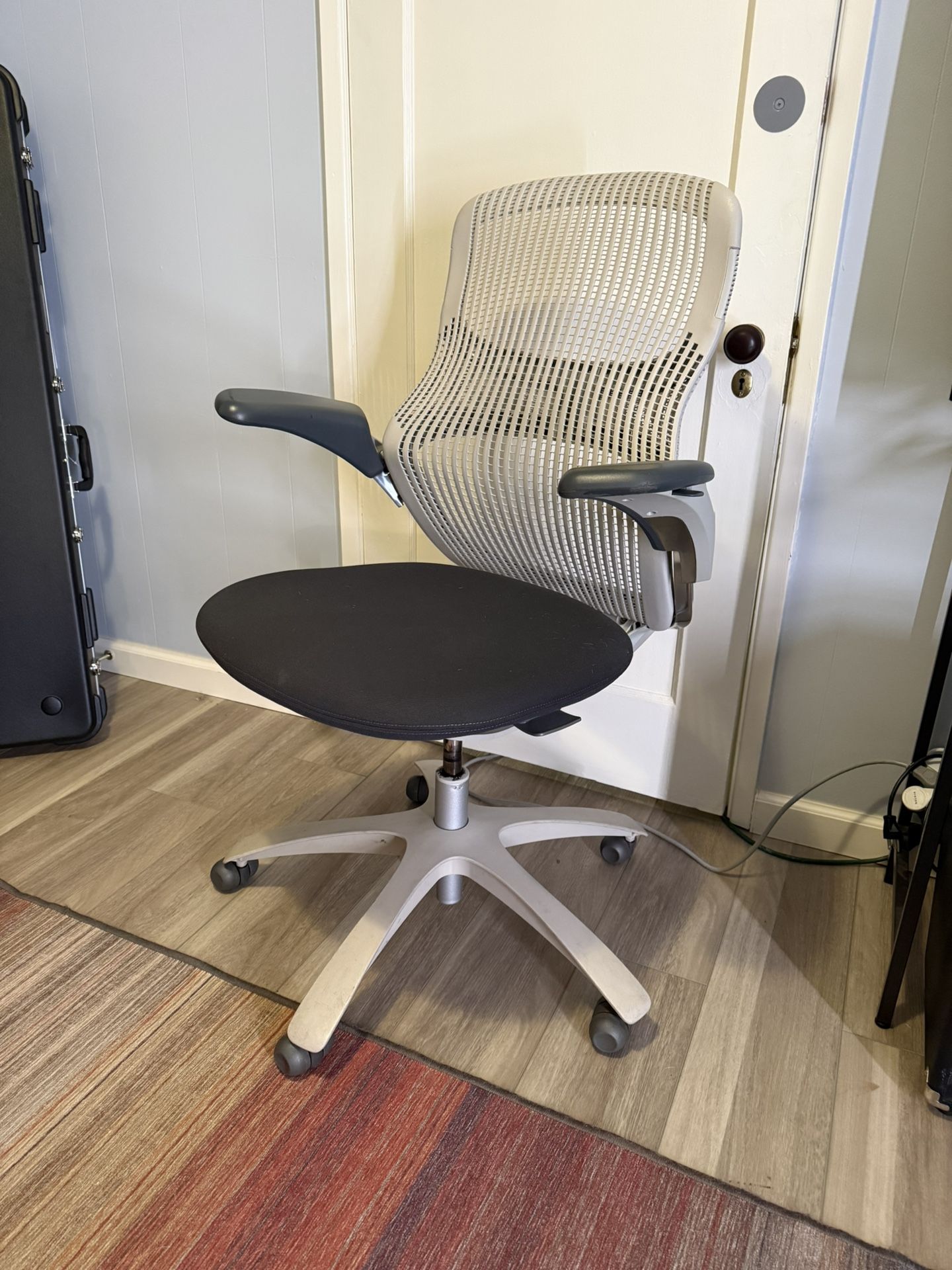 Knoll Generation Task Chair 