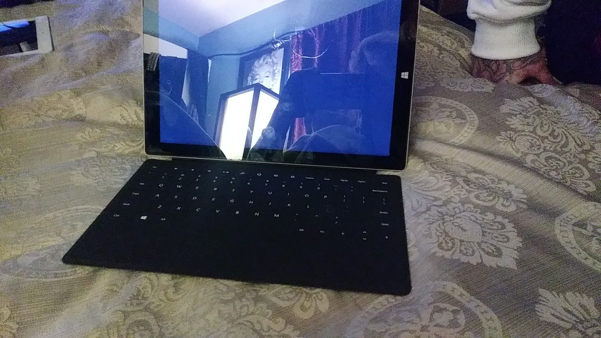 Surface tablet touch. W/ keyboard