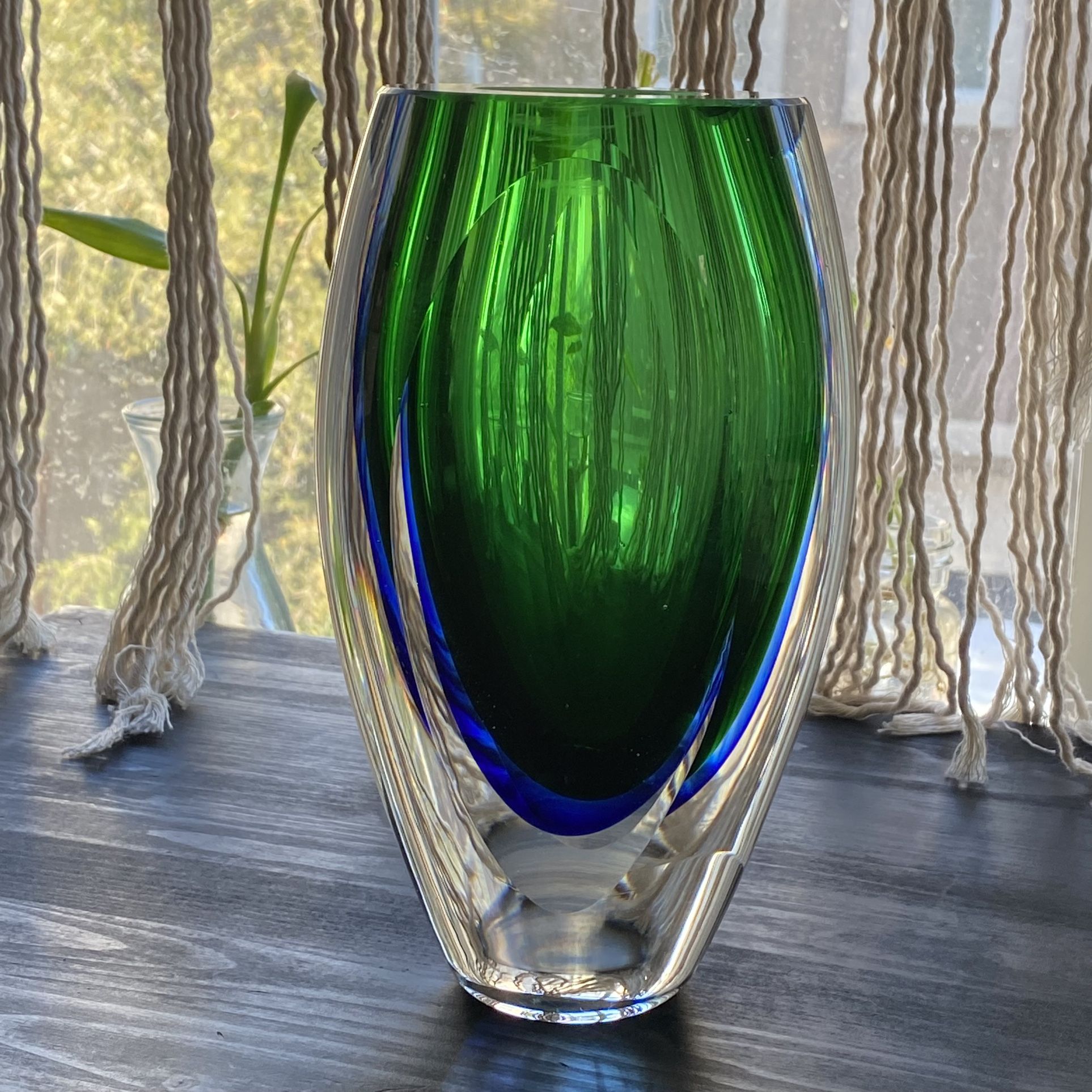 Vintage Fifth Avenue Crystal LTD Art Glass 8.5”Vase Green Blue Heavy Thick Vase