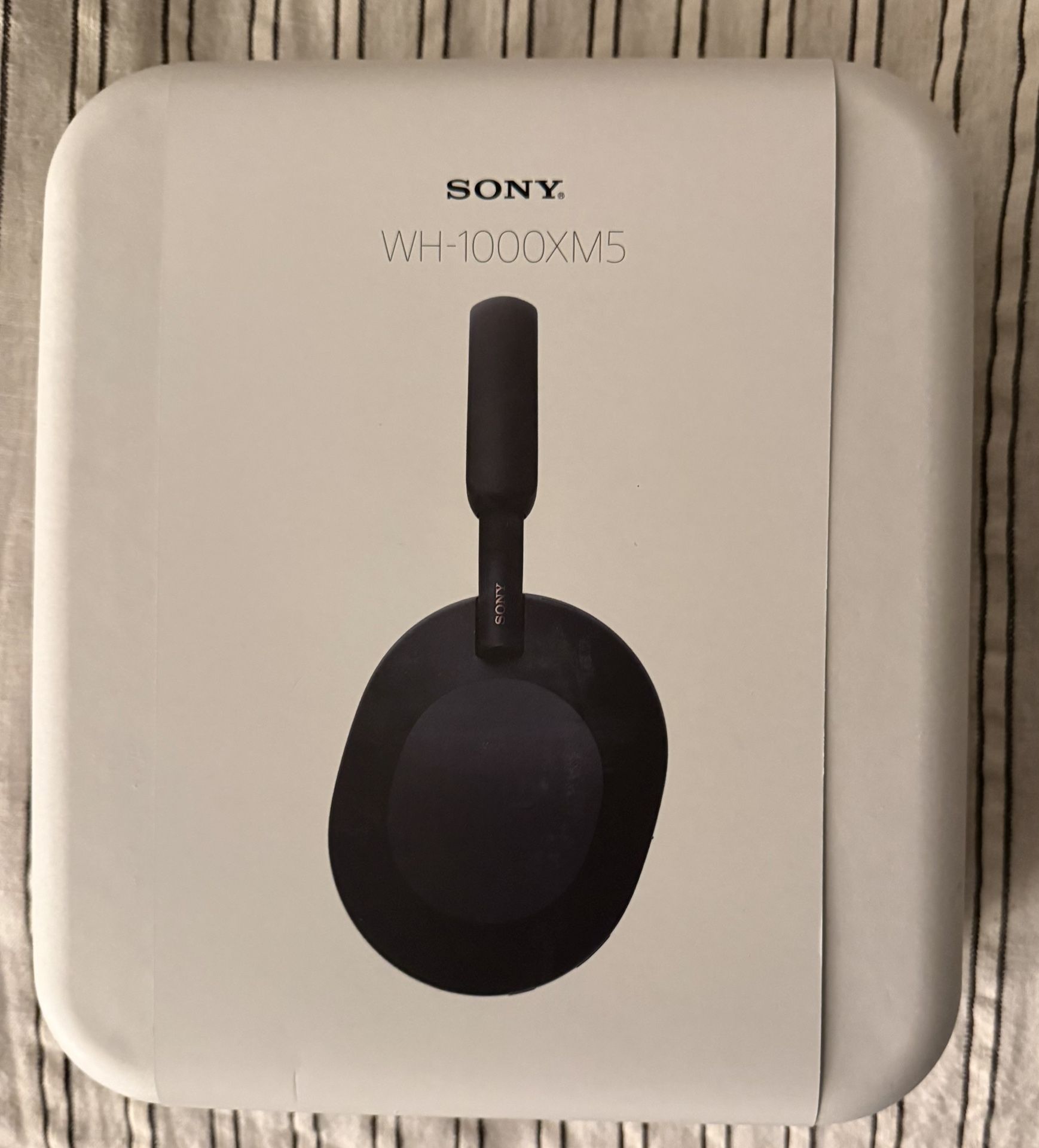 Sony WH-1000XM5 Premium Noise Canceling Headphones, Black Auto NC Optimizer, 30-Hour Battery (BRAND NEW)