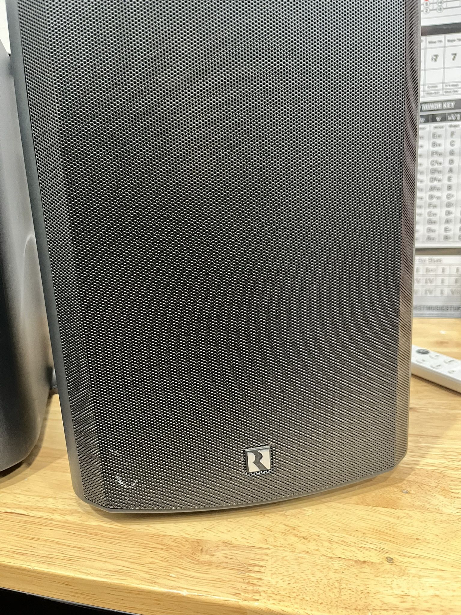 150 W Indoor Outdoor Speaker Pair. Russound High End Quality